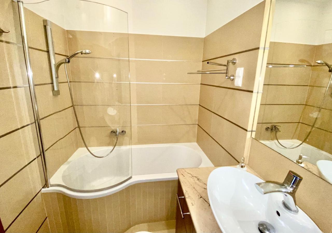 Project Comfort Apartament Gieldowa 4C/95 Wola-Srodmiescie Varsóvia Exterior foto